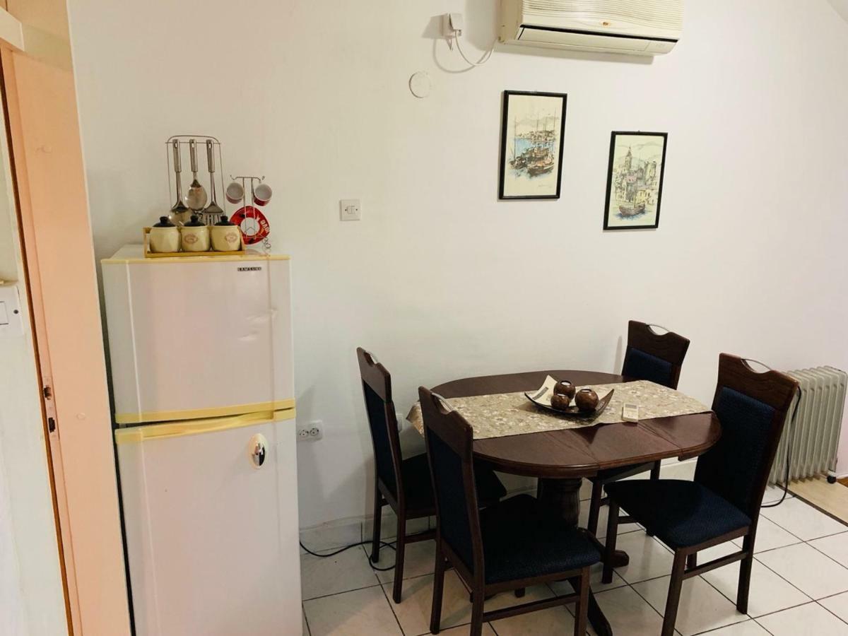 Oleander Apartment